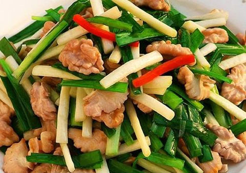 韭菜炒核桃仁